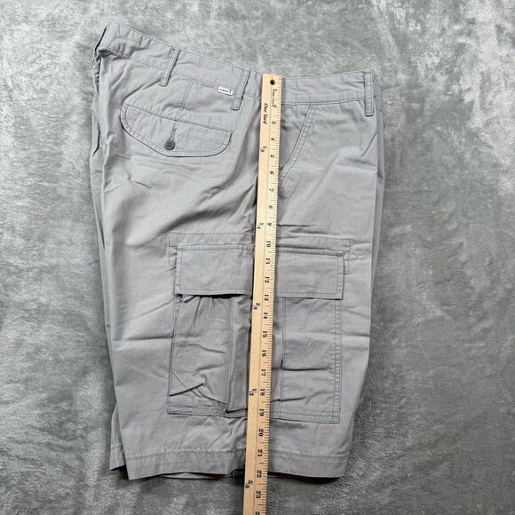 Levi’s Cargo Shorts Men’s 38 Gray Solid Canvas Pockets Hiking Casual Cotton - Picture 5 of 7